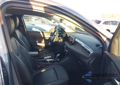 2024 Buick Encore Gx Sport Touring Awd z USA, uszkodzony, nr VIN KL4AMESLXRB176787